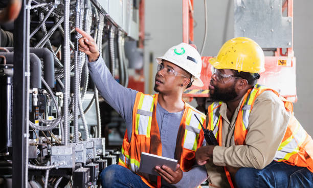 Best Commercial Electrician Services  in Kalida, OH